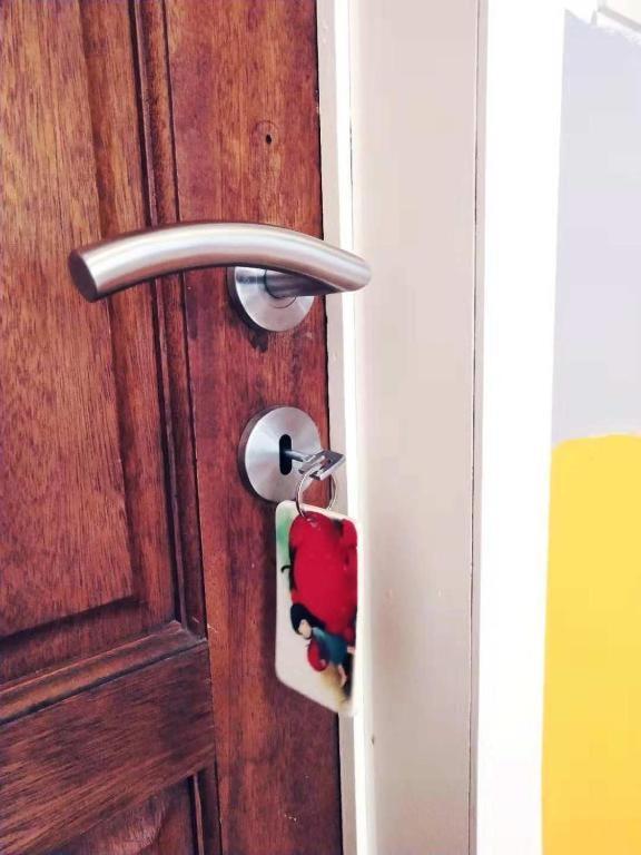 Cozy Rooms With Share The Bathroom And Kitchen Bruxelles Eksteriør billede